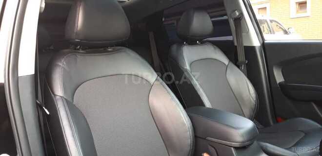 Hyundai ix35 2015, 93,200 km - 2.0 л - Bakı