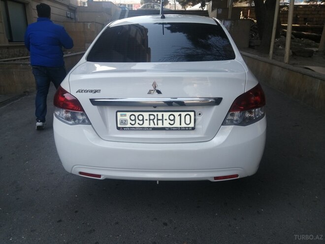 Mitsubishi Attrage 2015, 218,521 km - 1.2 л - Bakı