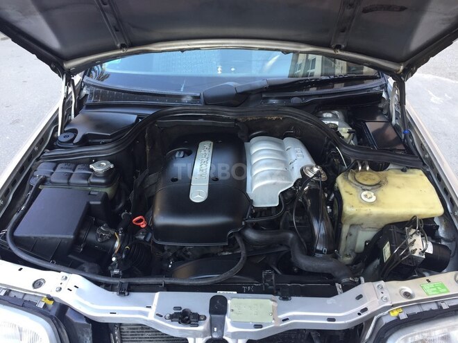 Mercedes C 220 1998, 435,678 km - 2.2 l - Bakı