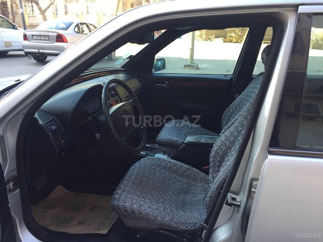 Mercedes C 220 1998, 435,678 km - 2.2 l - Bakı