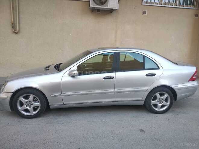 Mercedes C 200 2001, 257,000 km - 2.0 l - Bakı