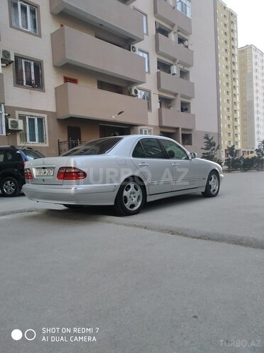Mercedes E 240 1999, 166,500 km - 2.4 л - Bakı
