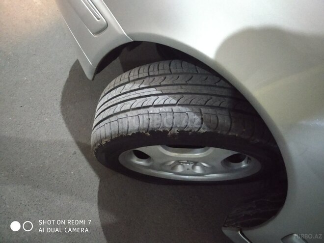 Mercedes E 240 1999, 166,500 km - 2.4 л - Bakı