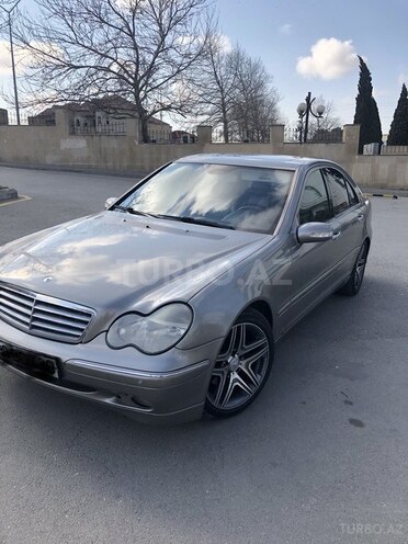 Mercedes C 240 2002, 317,181 km - 2.4 l - Bakı