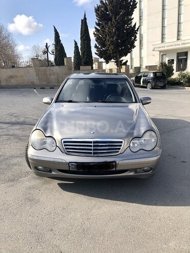 Mercedes C 240 2002, 317,181 km - 2.4 l - Bakı