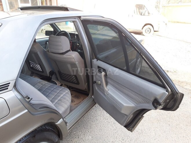 Mercedes 190 1990, 450,000 km - 2.0 l - Sumqayıt