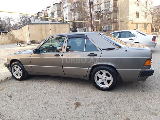 Mercedes 190 1990, 450,000 km - 2.0 l - Sumqayıt