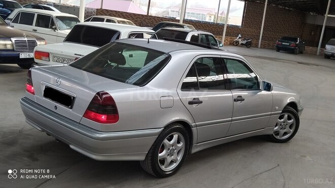Mercedes C 230 2000, 296,380 km - 2.3 л - Gəncə