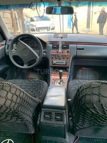 Mercedes E 220 1998, 620,000 km - 2.2 л - Bakı