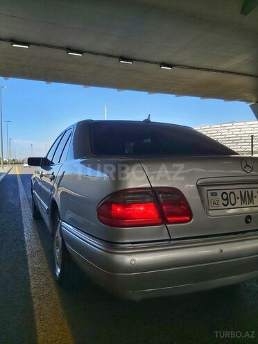 Mercedes E 230 1996, 326,000 km - 2.3 l - Bakı