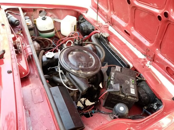 LADA (VAZ) 2107 1982, 300,000 km - 1.5 л - Qax