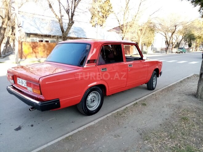 LADA (VAZ) 2107 1982, 300,000 km - 1.5 л - Qax