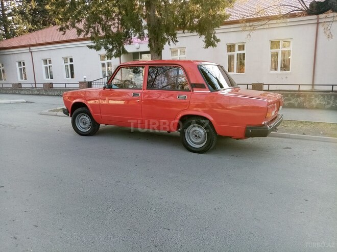 LADA (VAZ) 2107 1982, 300,000 km - 1.5 л - Qax