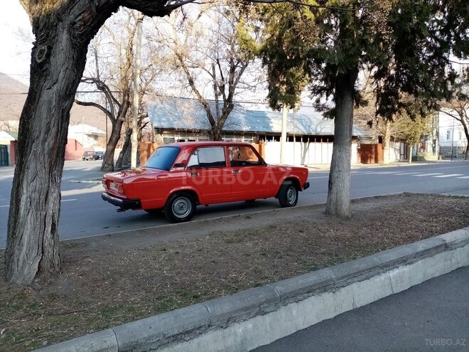 LADA (VAZ) 2107 1982, 300,000 km - 1.5 л - Qax