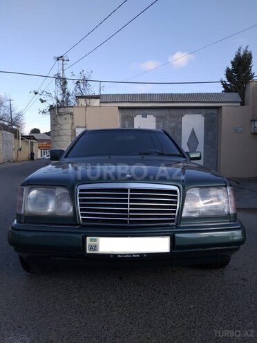 Mercedes E 200 1993, 165,000 km - 2.0 l - Bakı