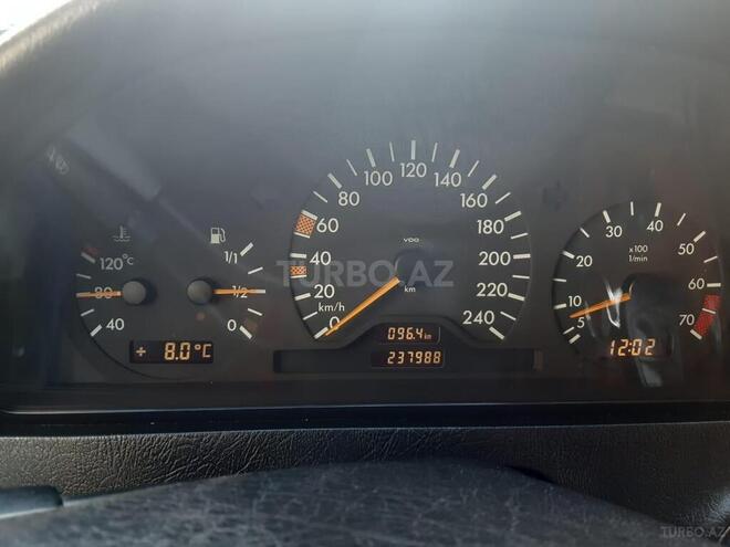 Mercedes C 180 1999, 238,000 km - 1.8 l - Bakı