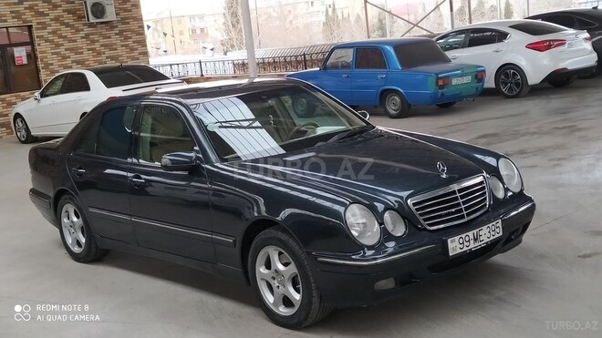 Mercedes E 240 2000, 185,600 km - 2.6 l - Gəncə