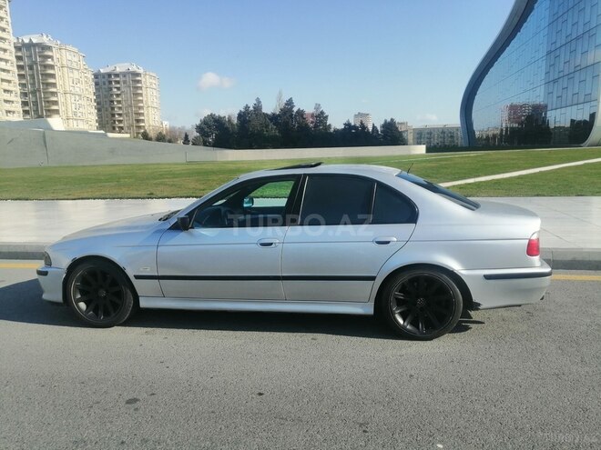 BMW 528 1998, 140,000 km - 2.8 l - Bakı