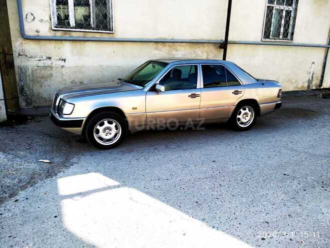 Mercedes E 250 1990, 736,400 km - 2.5 l - Bakı