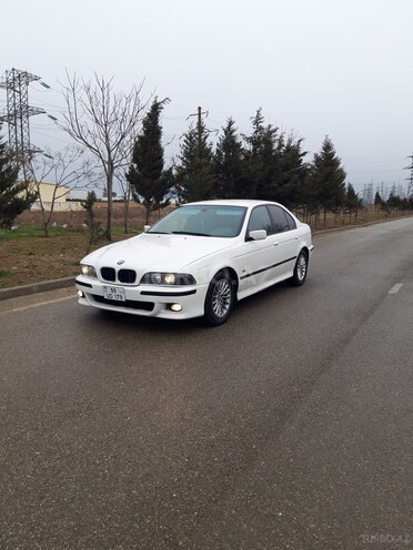 BMW 528 1997, 355,000 km - 2.8 l - Bakı