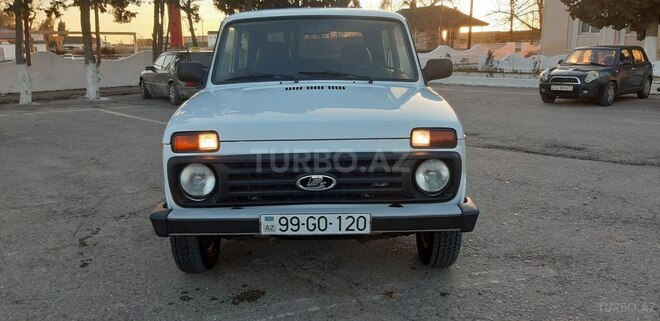 LADA (VAZ) Niva 2013, 92,000 km - 1.7 l - Salyan