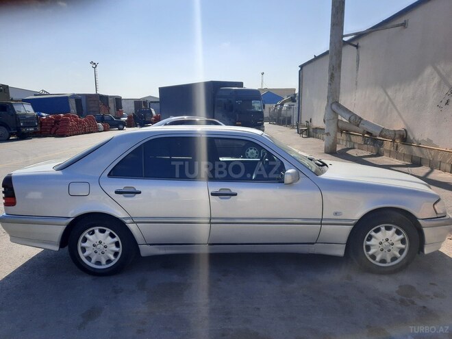 Mercedes C 200 1999, 260,000 km - 0.2 л - Bakı