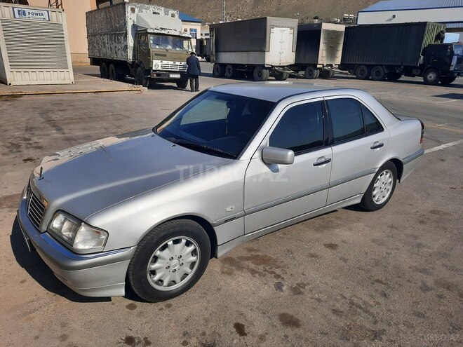 Mercedes C 200 1999, 260,000 km - 0.2 л - Bakı