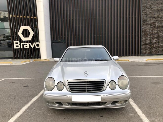 Mercedes E 320 2000, 280,000 km - 3.2 л - Bakı