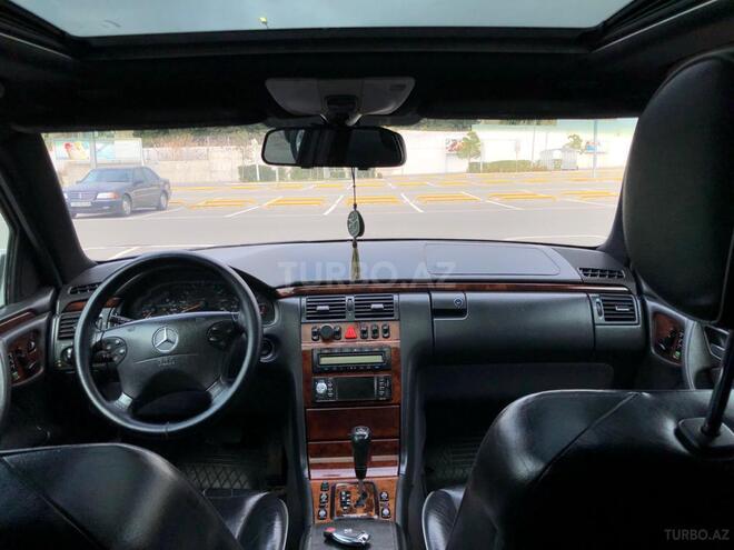 Mercedes E 320 2000, 280,000 km - 3.2 л - Bakı