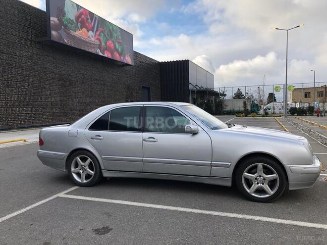 Mercedes E 320 2000, 280,000 km - 3.2 л - Bakı