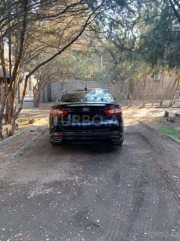 Ford Fusion 2015, 95,000 km - 2.0 l - Bakı