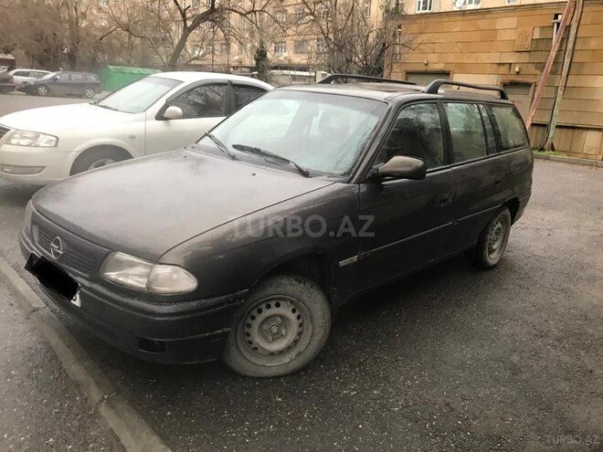 Opel Astra 1996, 320,000 km - 1.6 l - Bakı