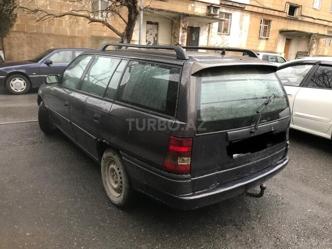 Opel Astra 1996, 320,000 km - 1.6 l - Bakı