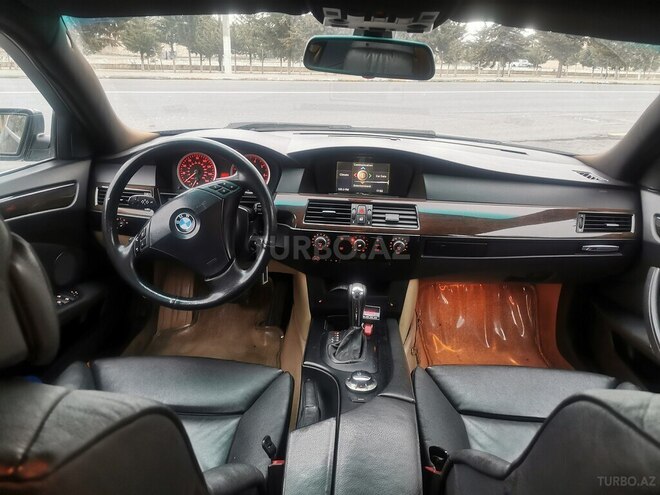 BMW 525 2004, 280,000 km - 2.5 l - Zaqatala