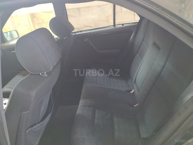Mercedes C 220 1995, 570,000 km - 2.2 l - Bakı