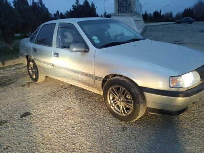 Opel Vectra 1993, 198,880 km - 2.0 l - Bakı