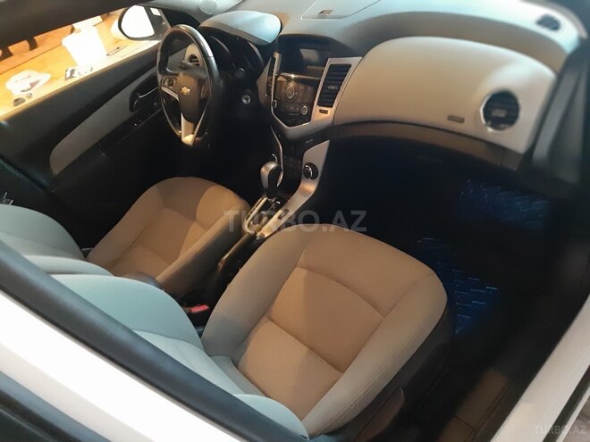 Chevrolet Cruze 2011, 128,000 km - 1.4 л - Gəncə