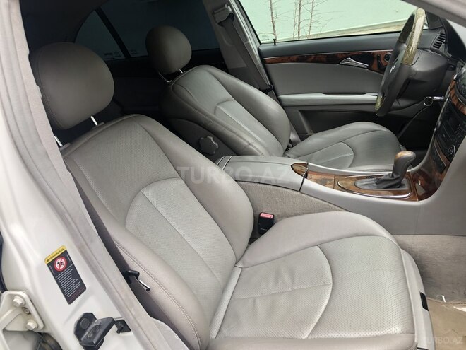Mercedes E 320 2003, 280,000 km - 3.2 l - Bakı