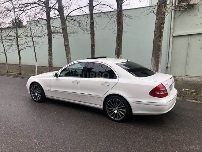 Mercedes E 320 2003, 280,000 km - 3.2 l - Bakı
