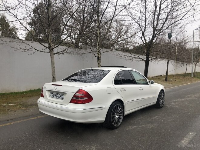 Mercedes E 320 2003, 280,000 km - 3.2 l - Bakı