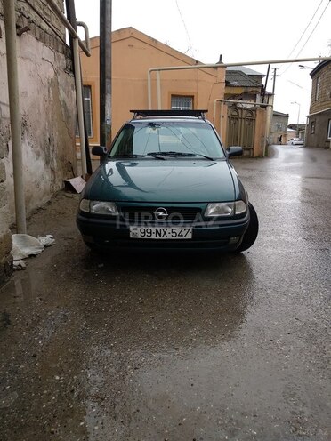 Opel Astra 1997, 286,500 km - 1.6 л - Bakı