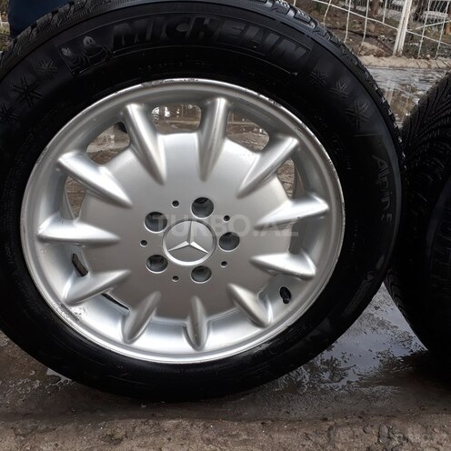 Mercedes E 240 2001, 255,000 km - 2.4 л - Bakı