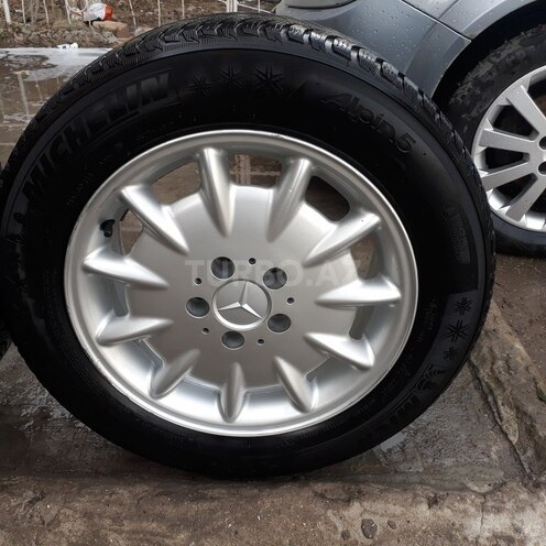 Mercedes E 240 2001, 255,000 km - 2.4 л - Bakı