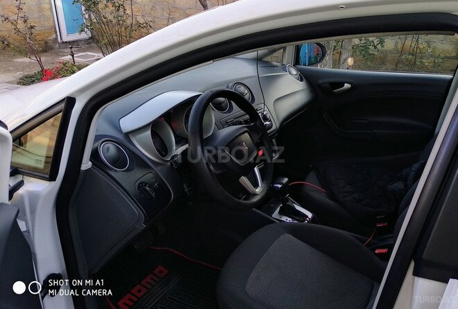 SEAT Ibiza 2011, 71,000 km - 1.6 l - Bakı