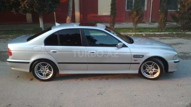 BMW 528 1999, 300,000 km - 2.8 l - Bakı