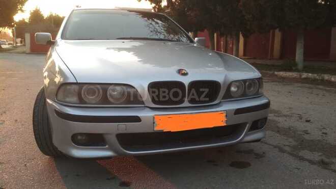 BMW 528 1999, 300,000 km - 2.8 l - Bakı