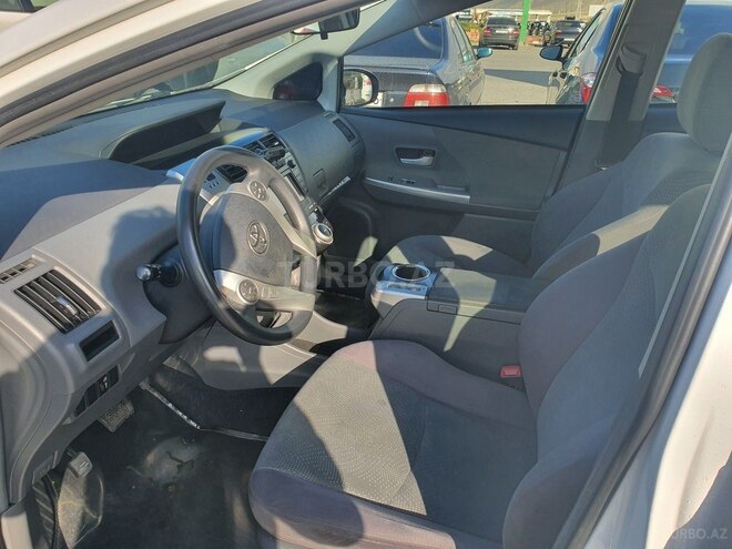 Toyota Prius V 2013, 128,000 km - 0.2 l - Bakı