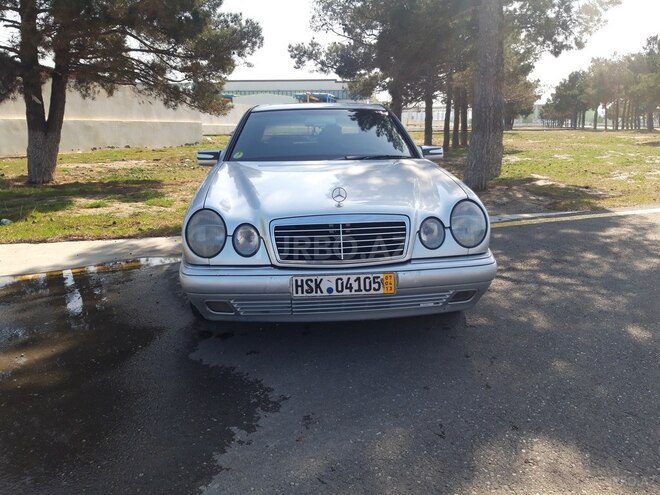 Mercedes E 230 1996, 287,000 km - 2.3 л - Sumqayıt