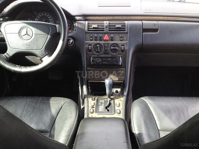 Mercedes E 280 1998, 280,000 km - 2.8 л - Bakı
