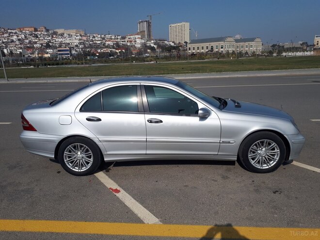 Mercedes C 220 2005, 397,000 km - 2.2 l - Bakı